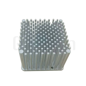 Disipador de calor de luz LED de forja en frío fabricado por Goldconn